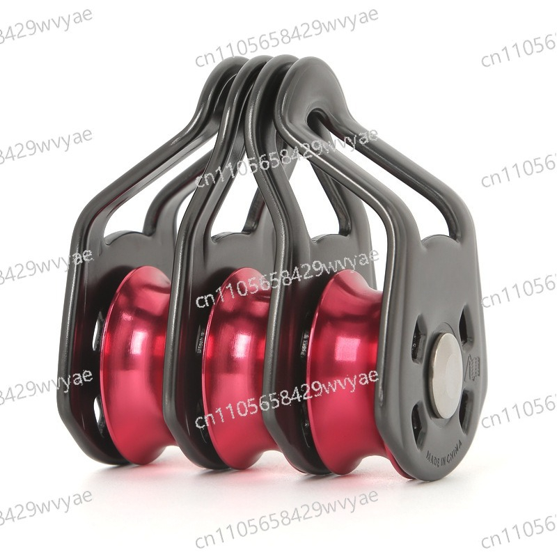 Heavy Equipment Transporter - Three Pulley Hook Pulley System Labor-saving